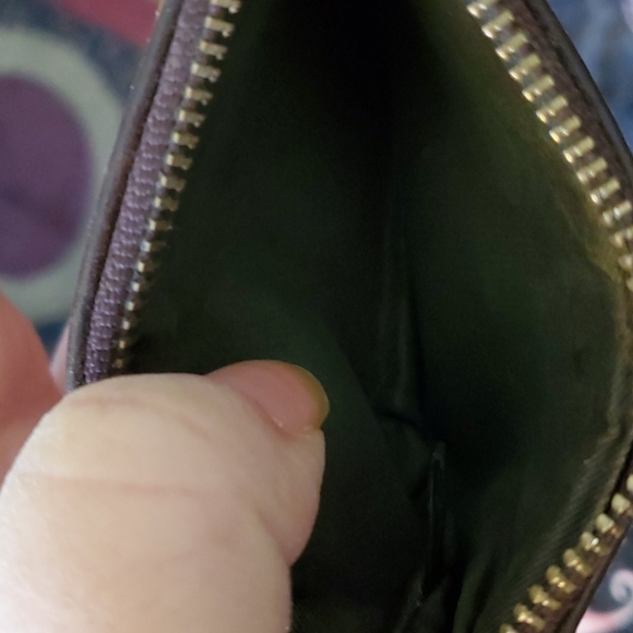 Dooney & Bourke change purse...pink - Picture 2 of 2